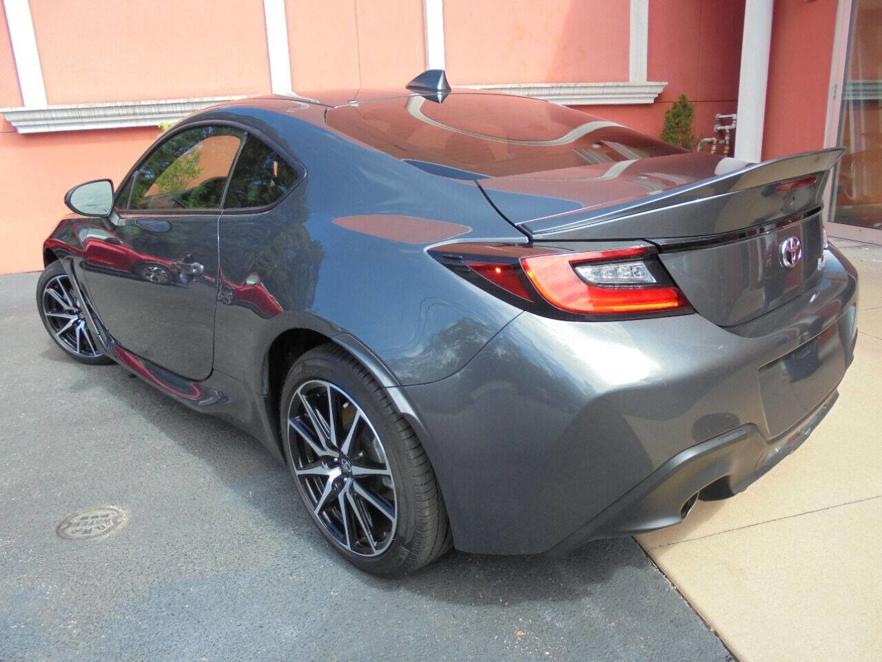 Used 2022 Toyota GR86 RWD image 19