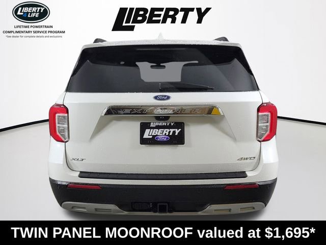 Used 2023 Ford Explorer XLT w/ Equipment Group 202A AWD/4WD image 4