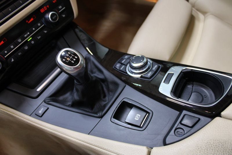 Used 2011 BMW 535i Sedan w/ Active Ventilated Seat Pkg RWD image 30