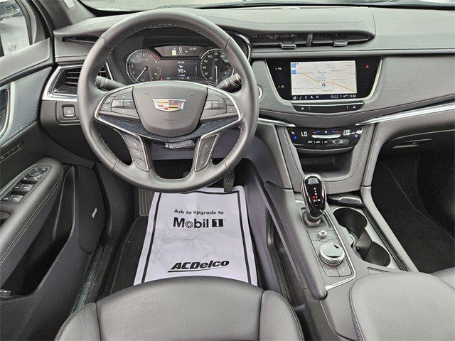 Certified 2025 Cadillac XT5 Premium Luxury image 12