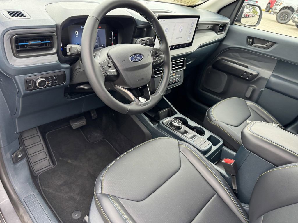 Used 2025 Ford Maverick Lobo AWD/4WD image 13