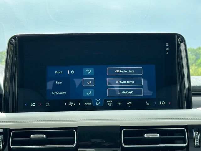 New 2026 Lincoln Aviator AWD image 14