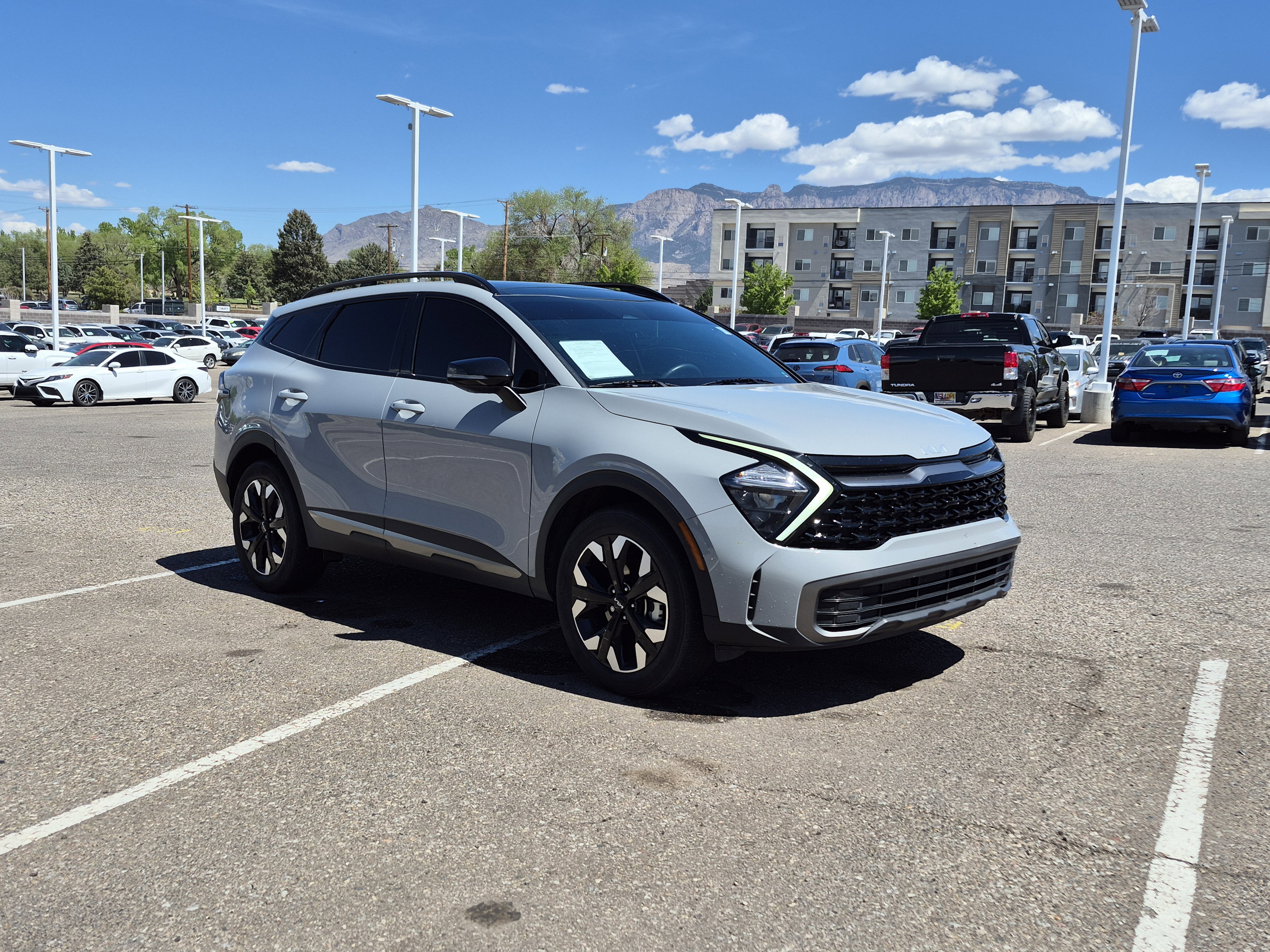 Used 2023 Kia Sportage X-Line w/ X-Line Premium Package image 7