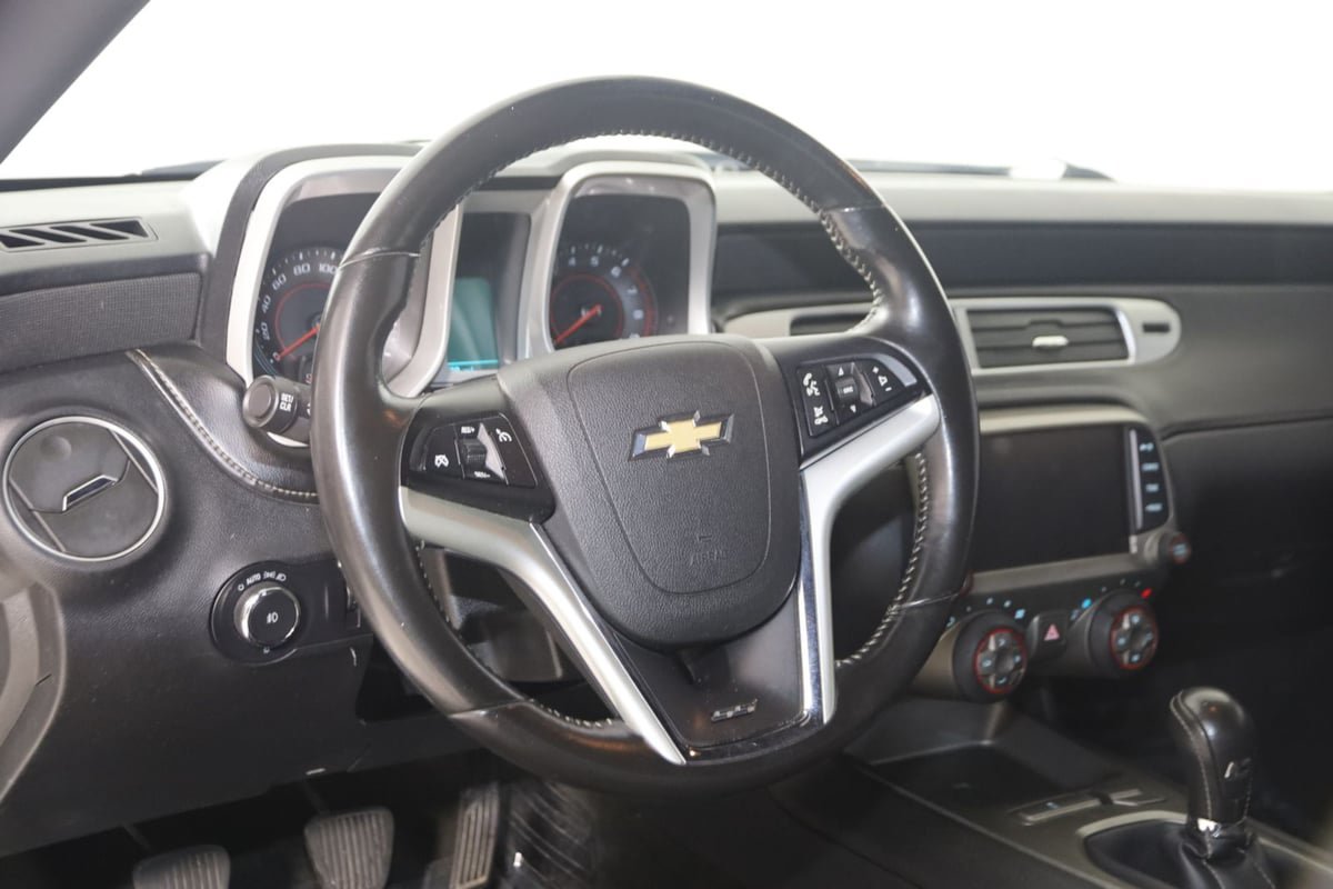 Used 2014 Chevrolet Camaro SS w/ RS Package RWD image 6