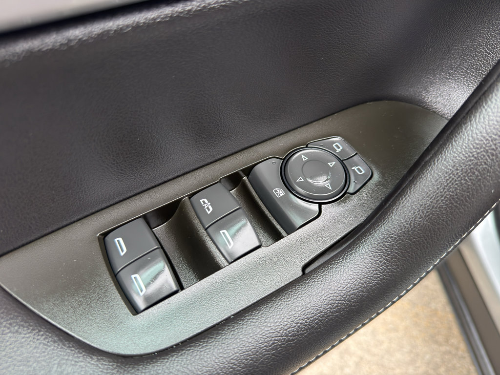 Used 2023 Chevrolet Blazer LT w/ Convenience Package image 12