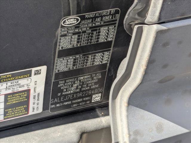 Used 2024 Land Rover Defender 110 S image 15