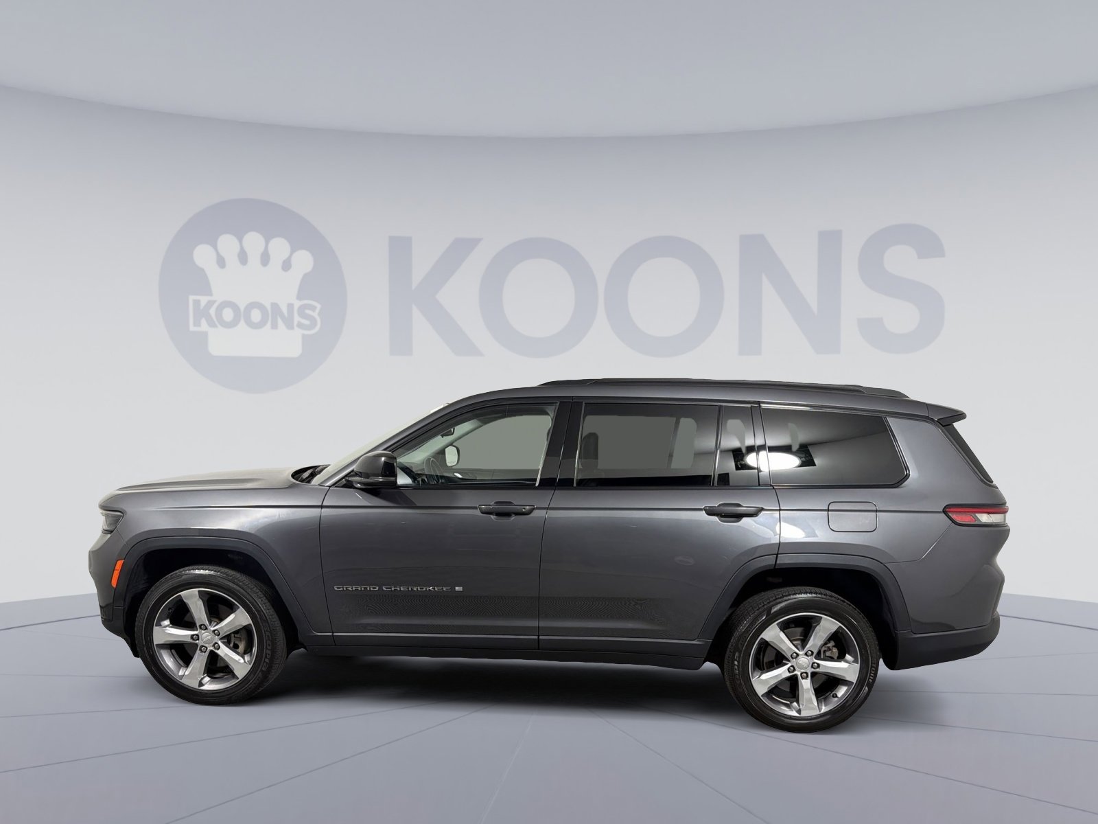 Used 2021 Jeep Grand Cherokee L Limited w/ Trailer Tow Group (B) image 2