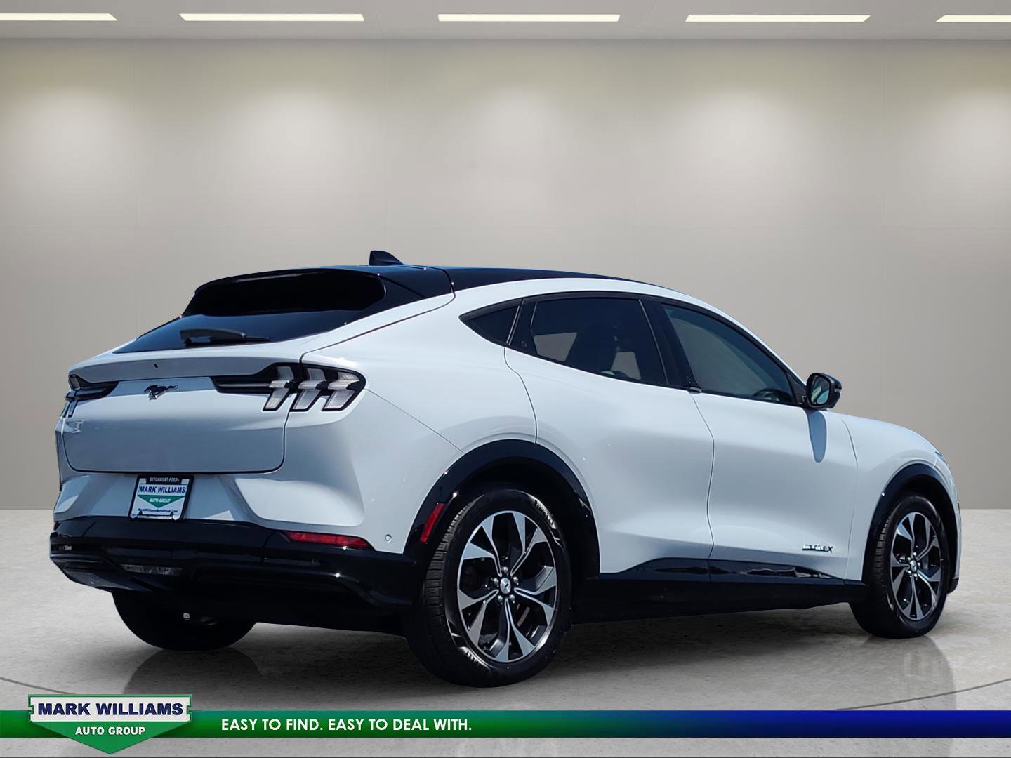 Used 2022 Ford Mustang Mach-E Premium AWD/4WD image 4