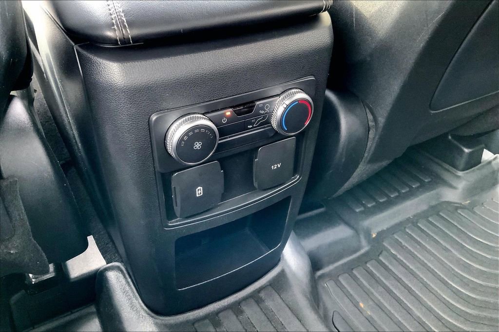 Used 2020 Ford Explorer XLT w/ Equipment Group 202A image 32