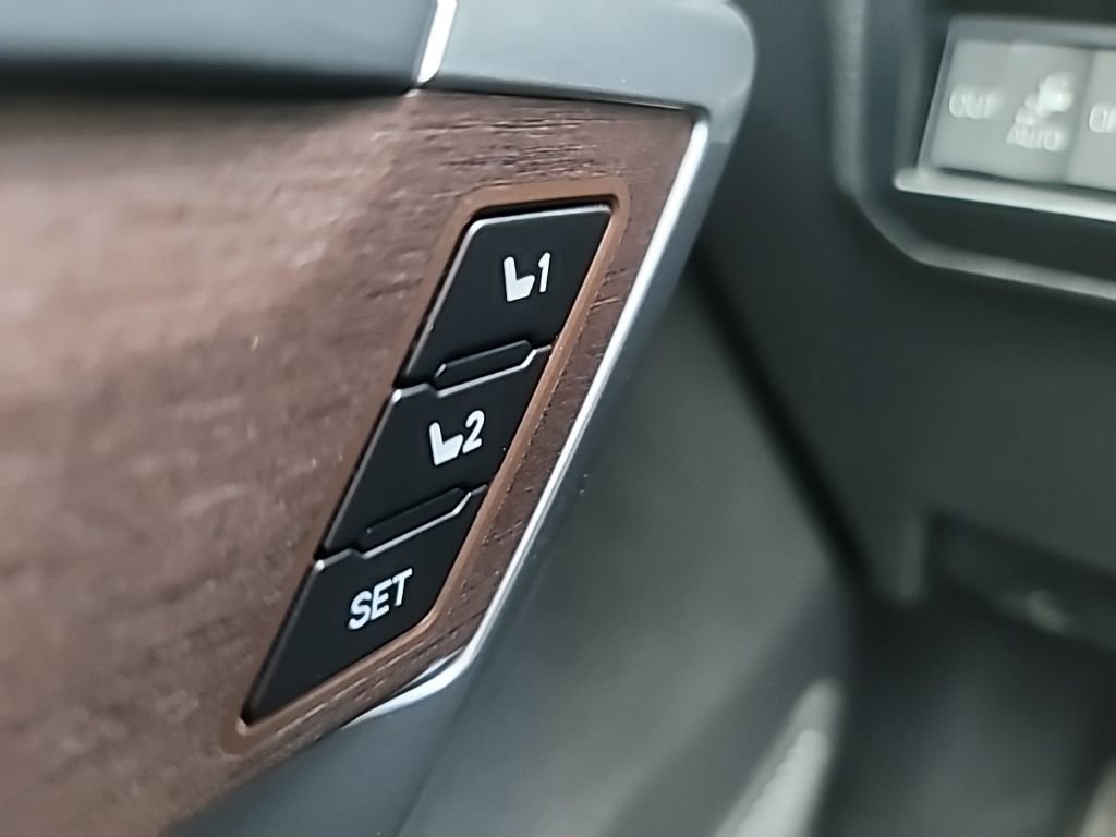 Used 2023 Toyota Sequoia Capstone image 18