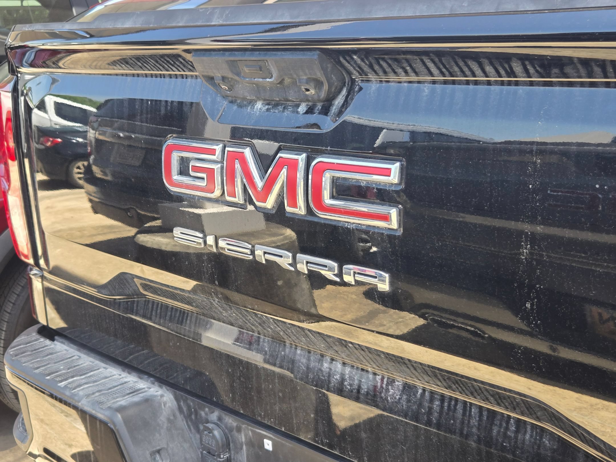 Certified 2024 GMC Sierra 1500 Pro w/ Graphite Edition RWD image 8
