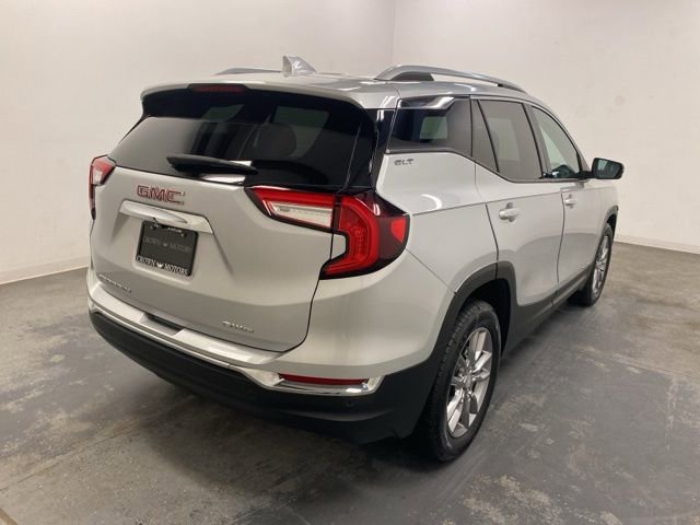 Used 2022 GMC Terrain SLT w/ Infotainment Package II image 6