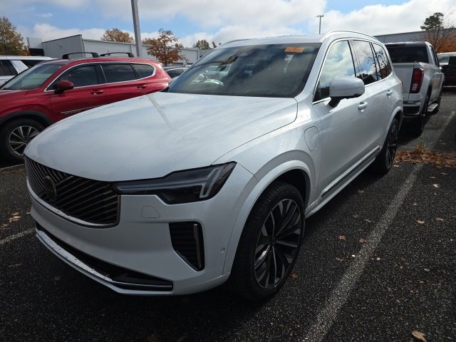 Used 2025 Volvo XC90 T8 Ultra