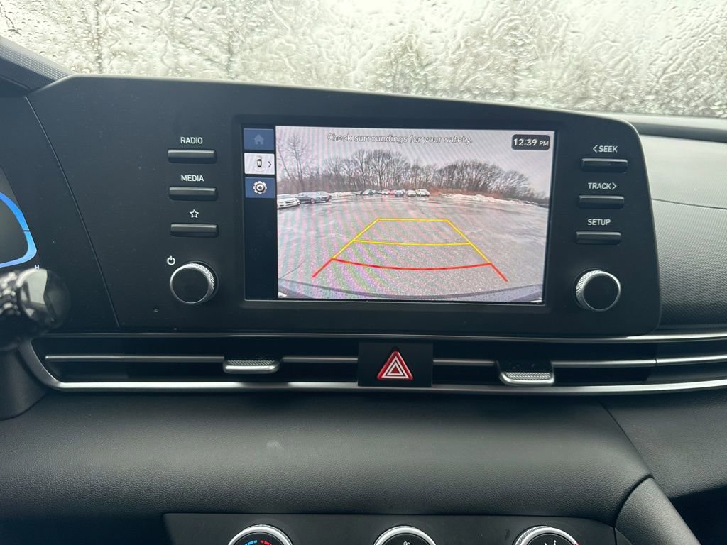 Used 2026 Hyundai Elantra SE image 23