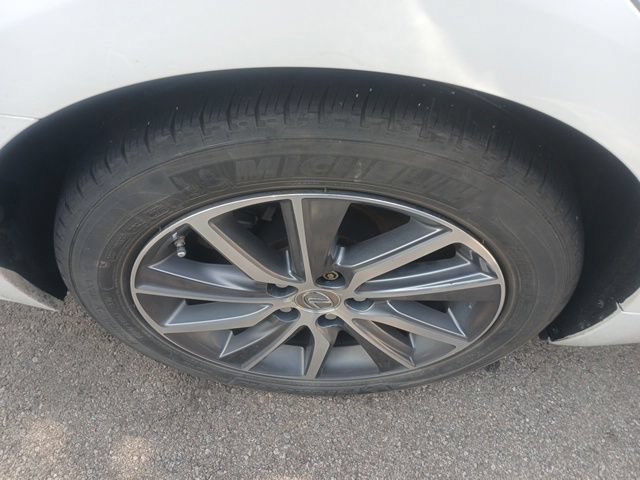 Used 2016 Lexus ES 300h w/ Luxury Package w/Wood Trim FWD image 7