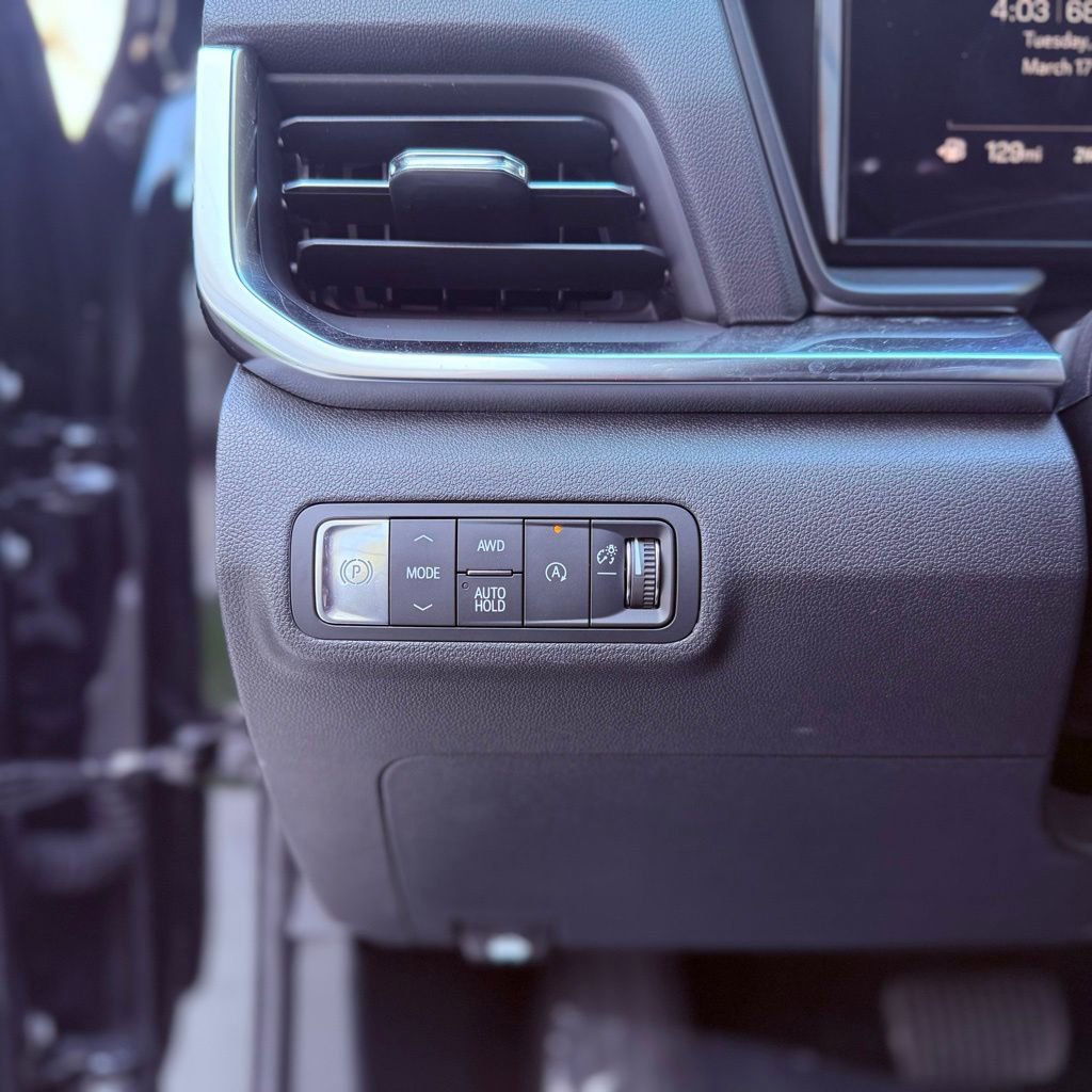 Used 2026 GMC Terrain Elevation image 4