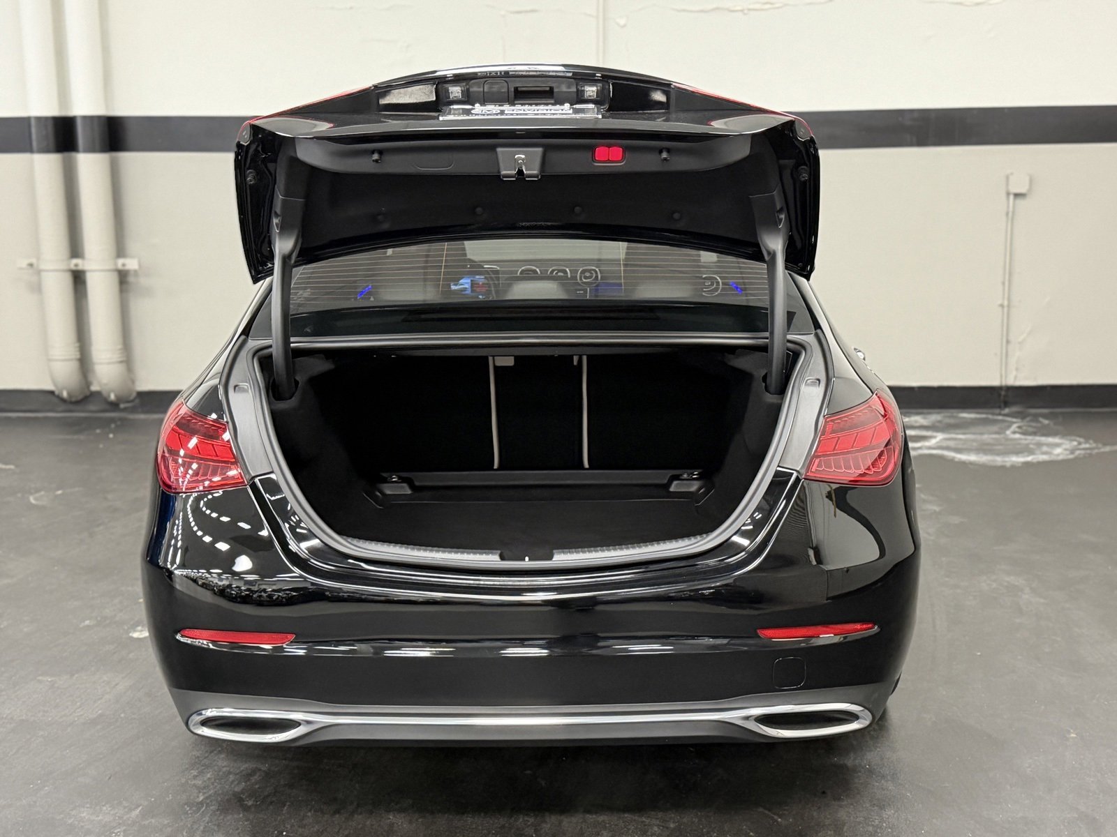 Used 2022 Mercedes-Benz C 300 Sedan image 15