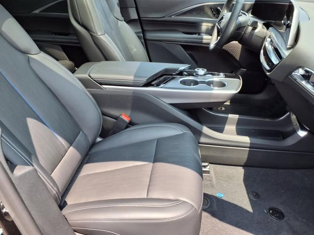 New 2025 Cadillac Lyriq Sport image 22