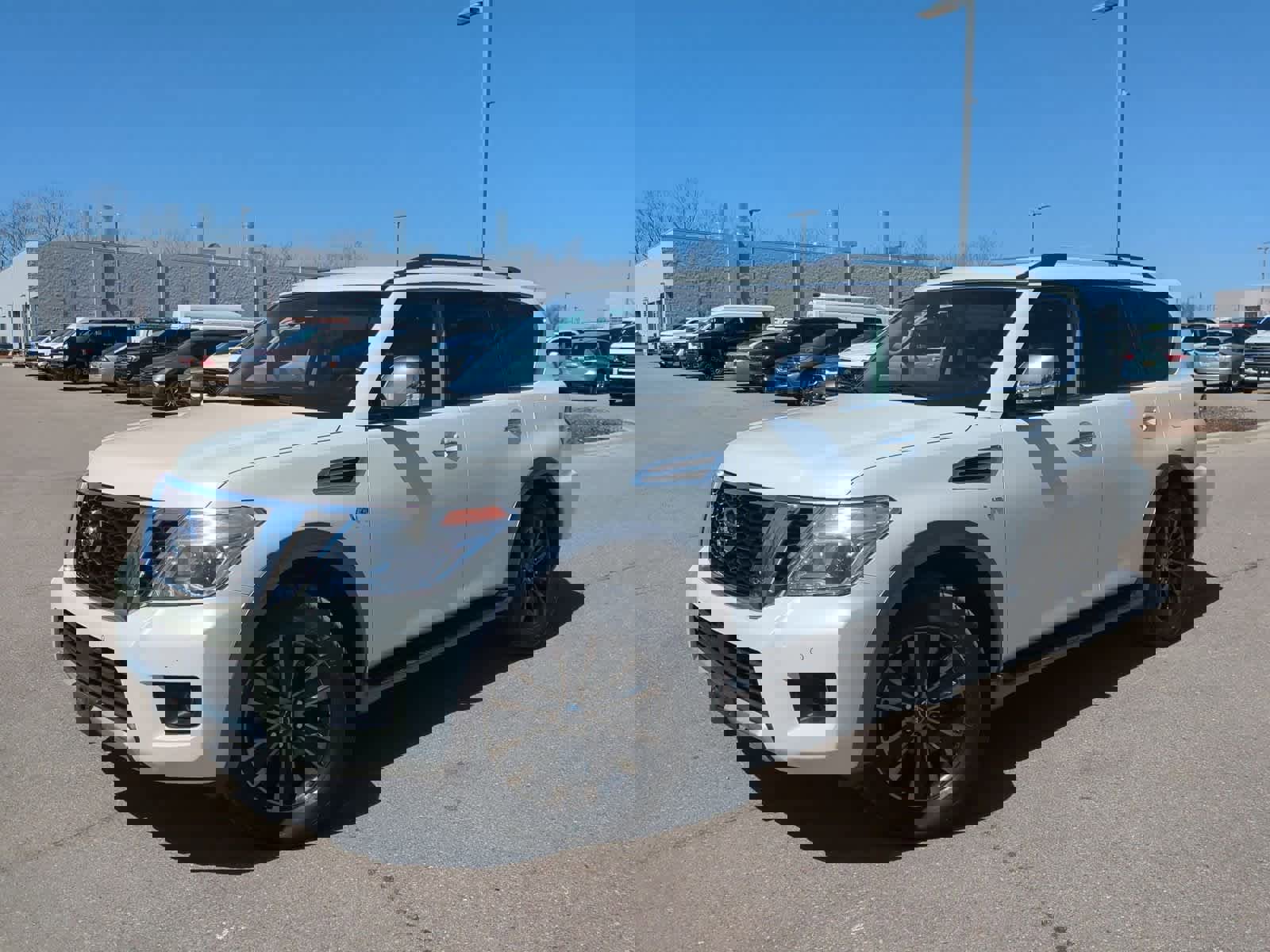 Used 2017 Nissan Armada Platinum image 1