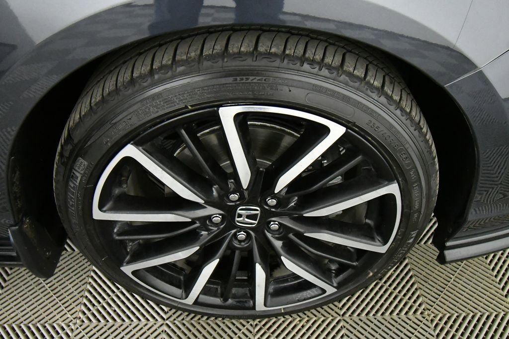 Used 2025 Honda Accord Touring image 17