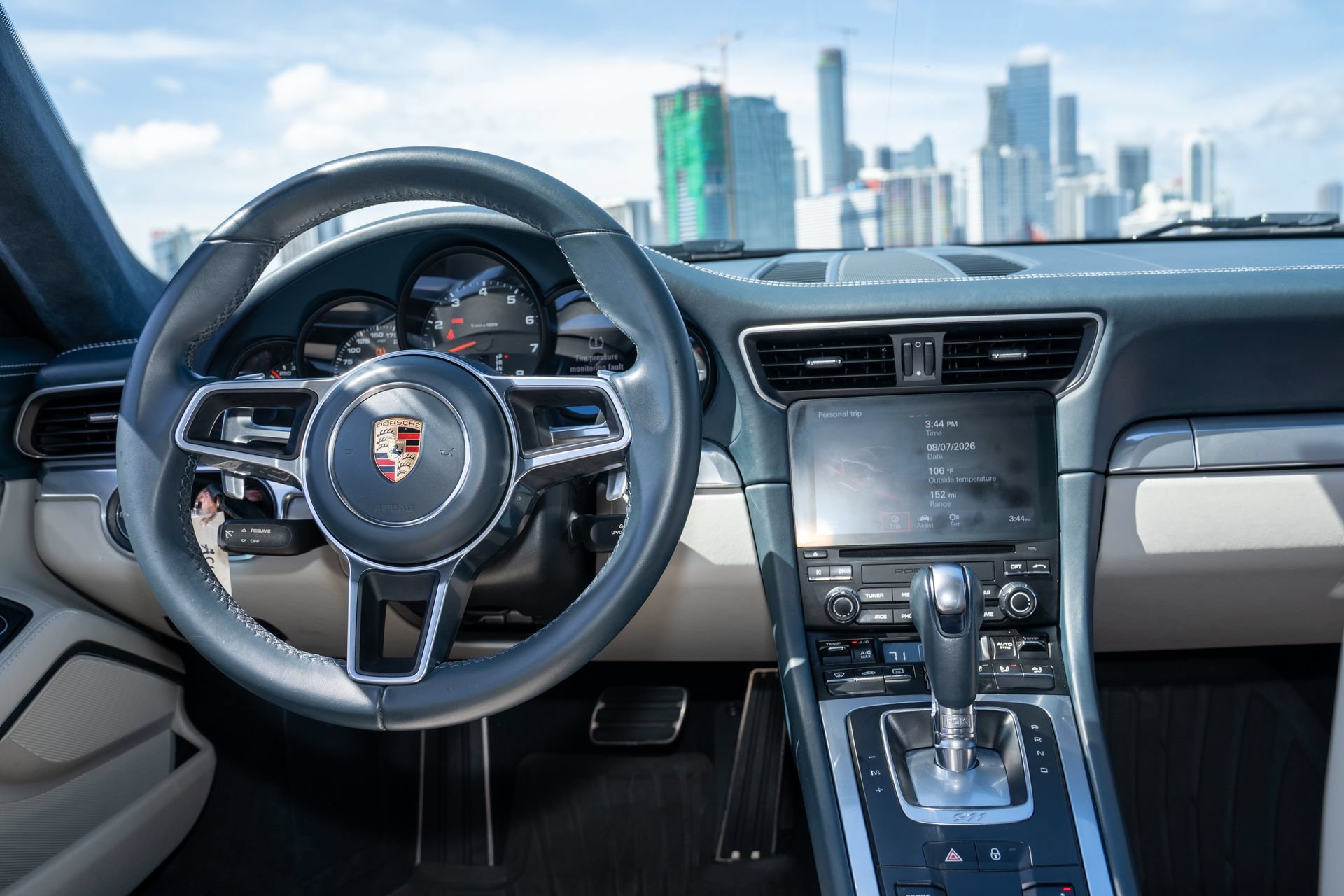 Used 2017 Porsche 911 Carrera RWD image 33