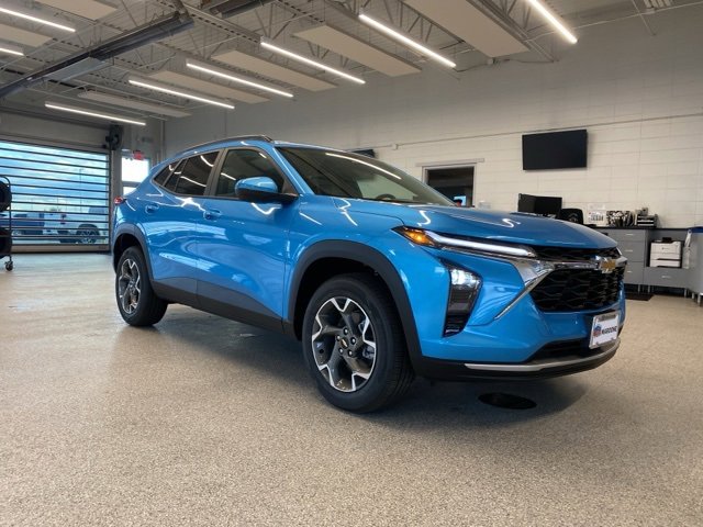 New 2025 Chevrolet Trax LT w/ LT Convenience Package image 3