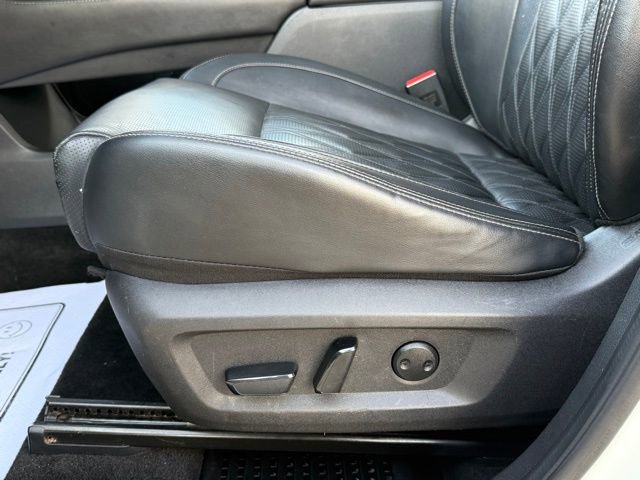 Used 2022 Nissan Rogue Platinum w/ Head-Up Display Package image 14