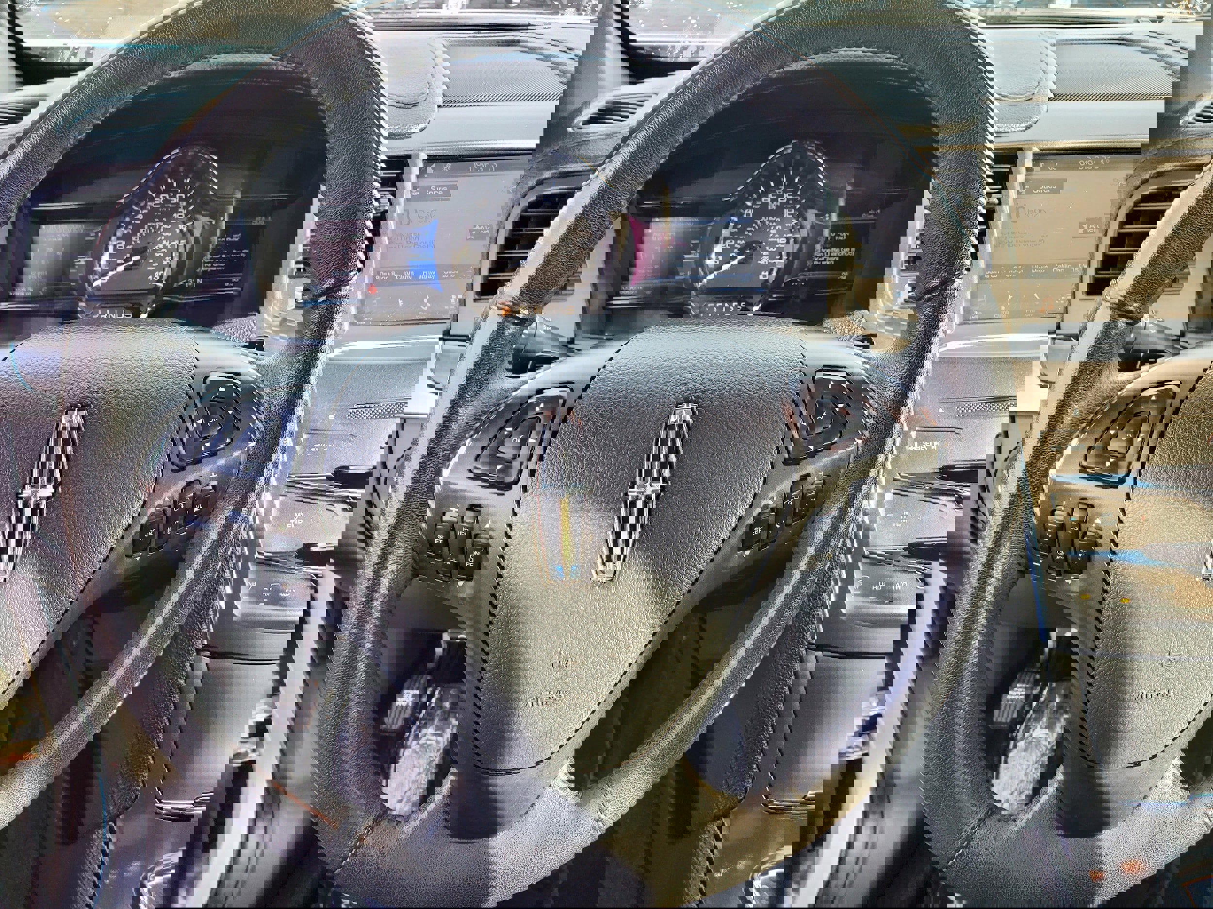 Used 2016 Lincoln MKS image 14