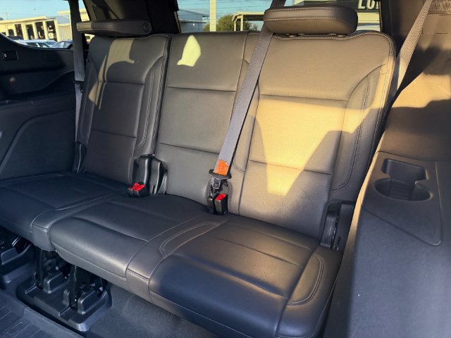 Used 2024 Chevrolet Tahoe LT w/ Luxury Package RWD image 11