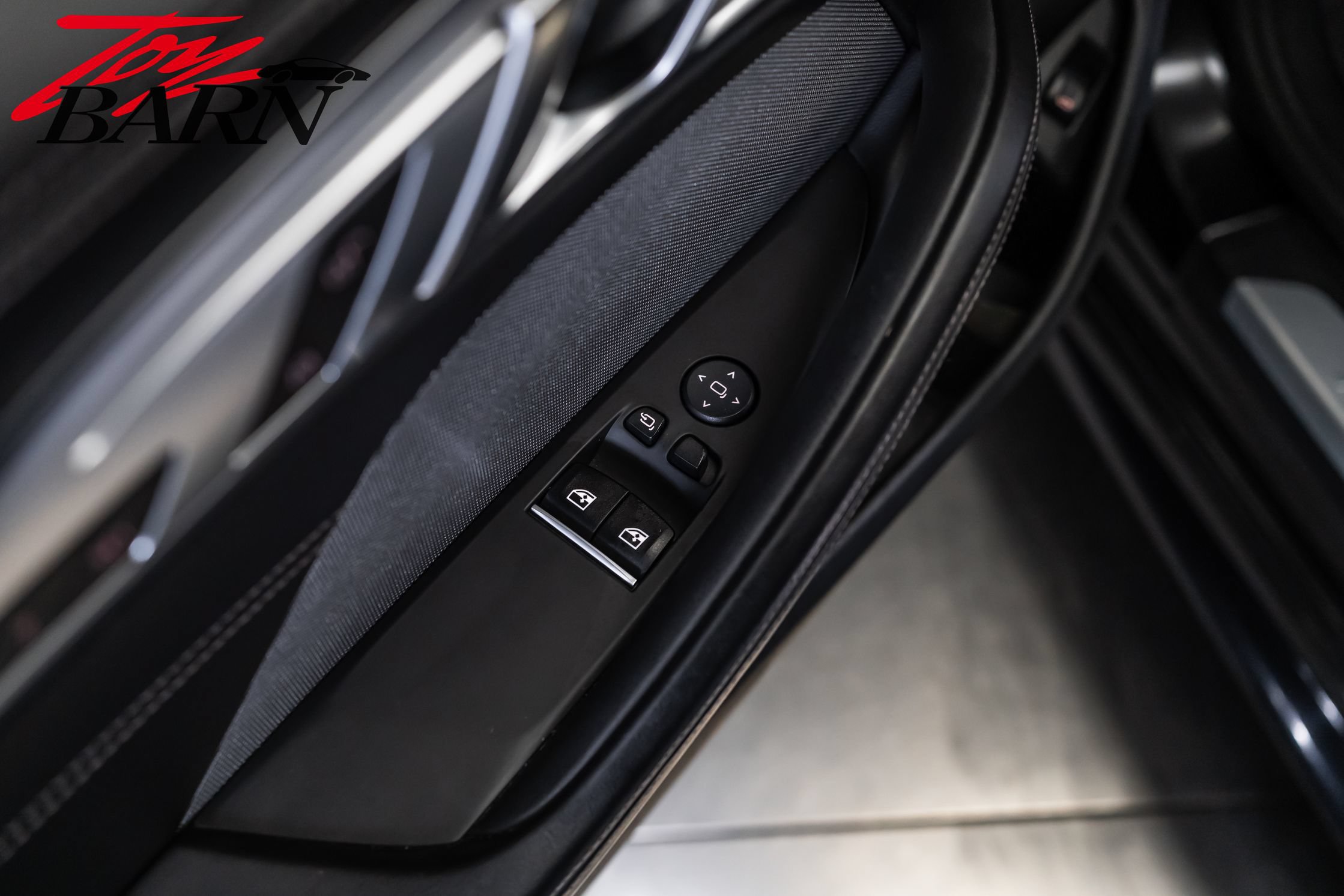 Used 2021 BMW M850i xDrive Coupe w/ Driving Assistance Package AWD/4WD image 17