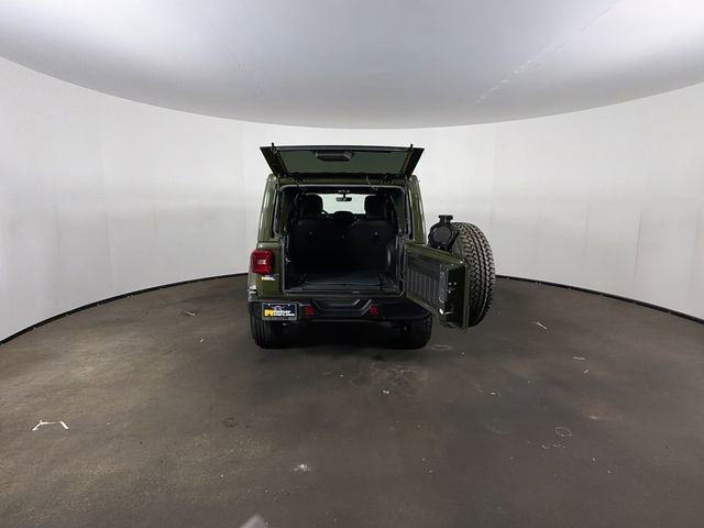Used 2021 Jeep Wrangler Unlimited Sahara AWD/4WD image 26
