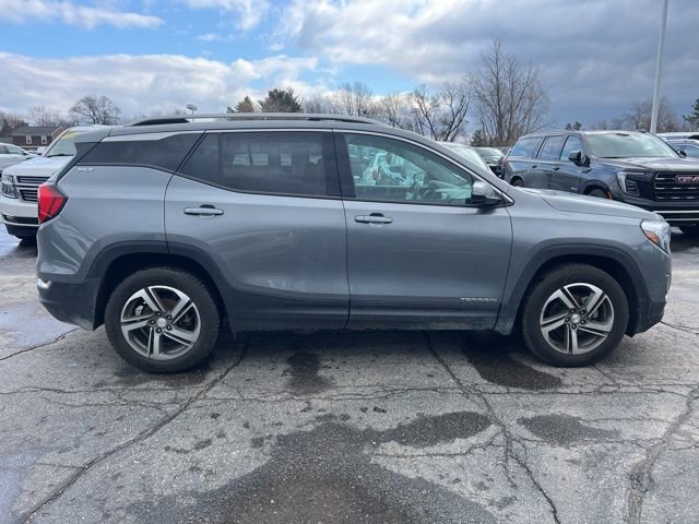 Used 2021 GMC Terrain SLT w/ Infotainment Package II AWD/4WD image 4