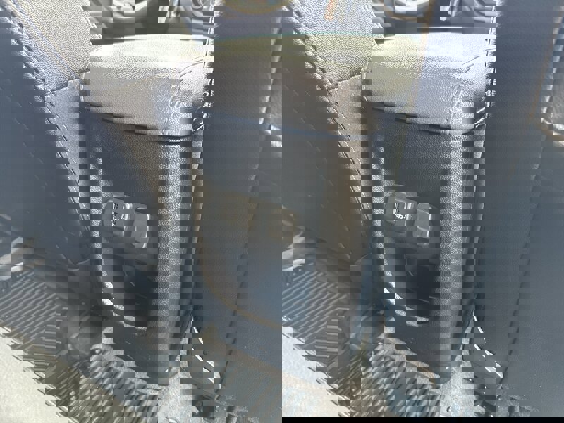 Used 2019 Chevrolet Colorado Z71 image 36