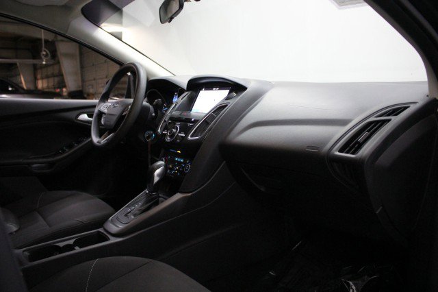 Used 2017 Ford Focus SEL image 22