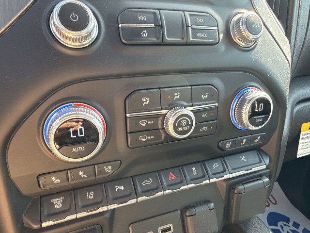 Certified 2023 GMC Sierra 3500 Denali w/ Denali Ultimate Package image 17