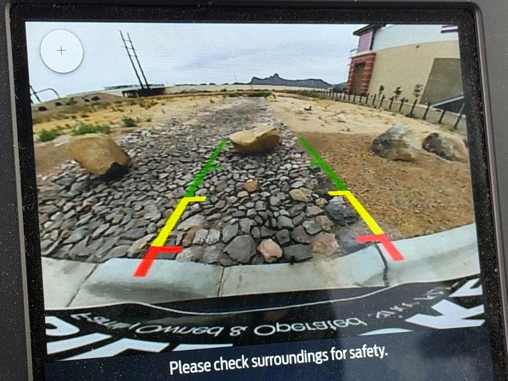 Used 2022 Ford Edge SE image 21