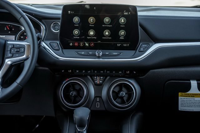 New 2026 Chevrolet Blazer LT w/ LPO, Cargo Package FWD image 18