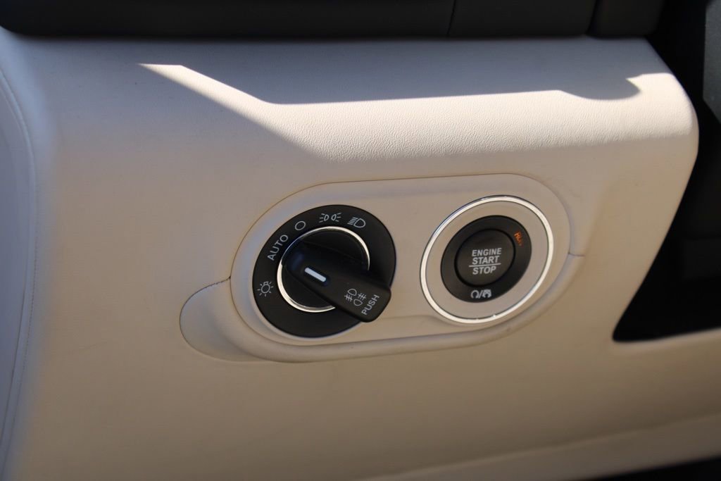 Used 2017 Maserati Levante S AWD/4WD image 22