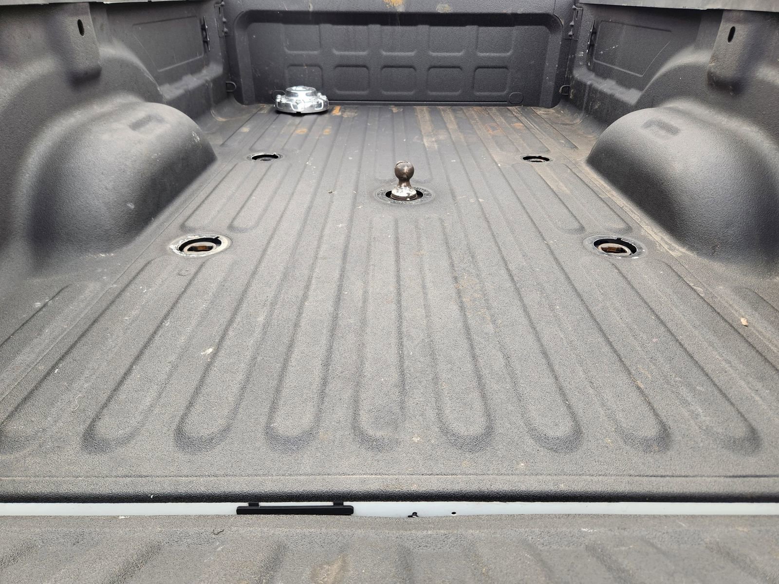 Used 2024 RAM 3500 Tradesman w/ Chrome Appearance Group image 36