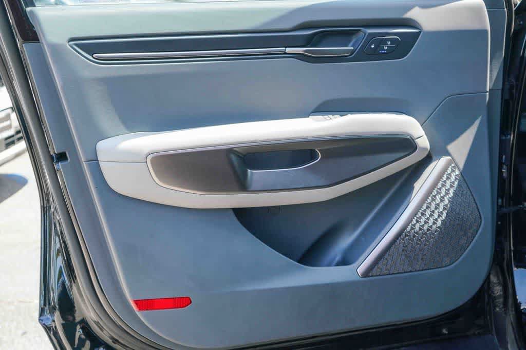 Certified 2024 Kia EV9 Wind AWD/4WD image 19