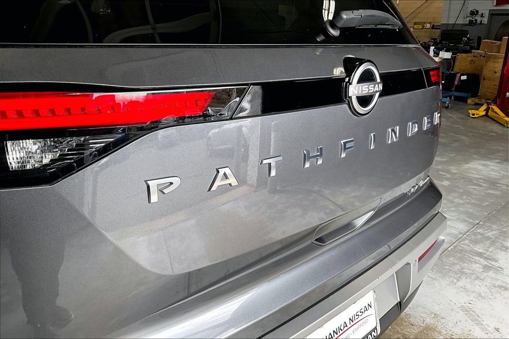 Certified 2023 Nissan Pathfinder SL image 31