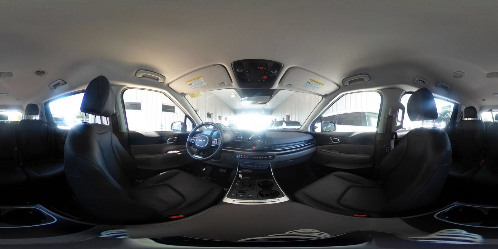 Used 2026 Kia Carnival FWD image 45
