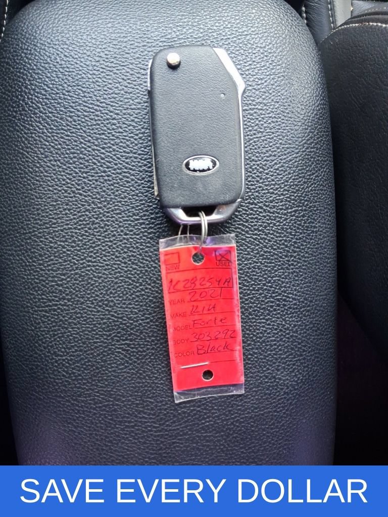 Used 2021 Kia Forte LXS FWD image 19