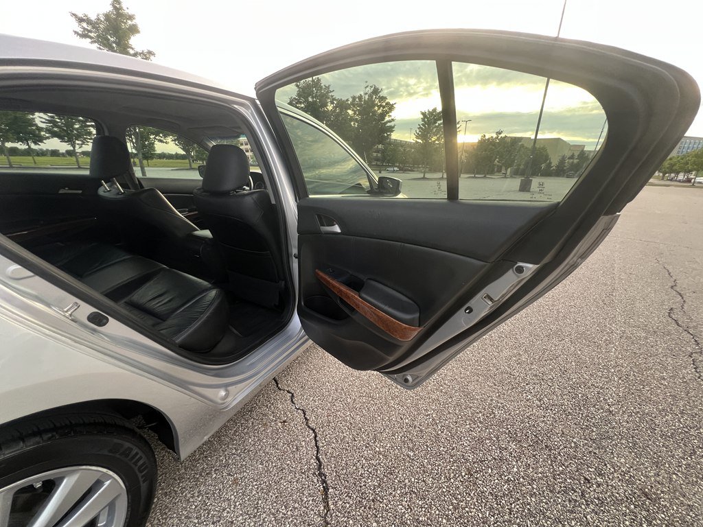 Used 2012 Honda Accord EX-L image 12