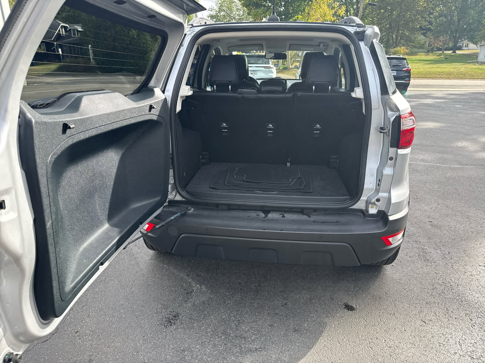 Used 2022 Ford EcoSport SES image 15