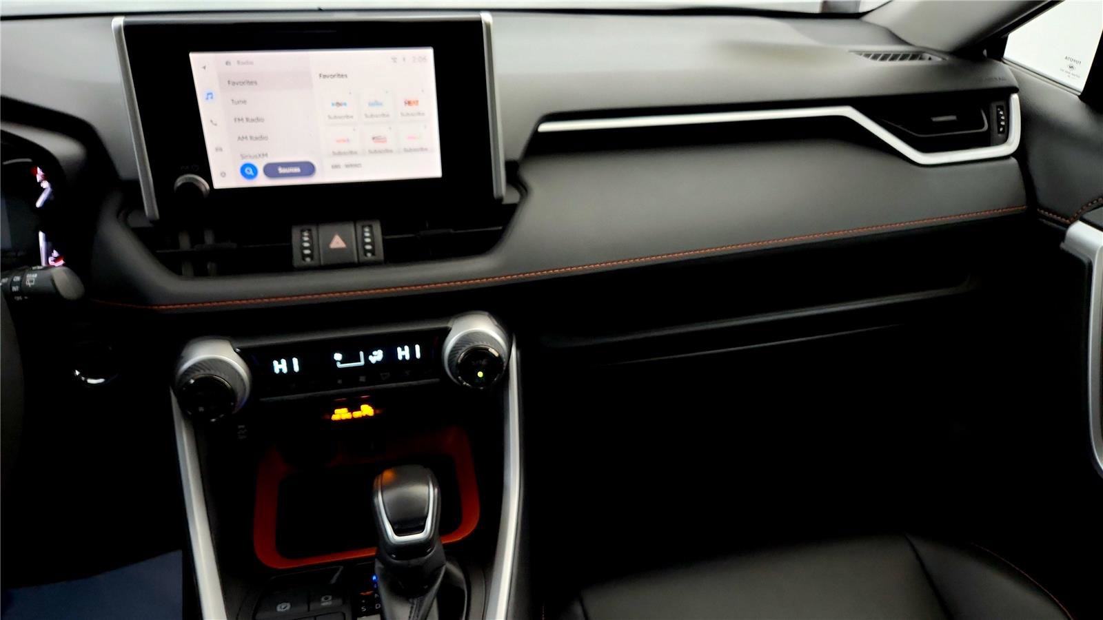 Used 2024 Toyota RAV4 Adventure image 29