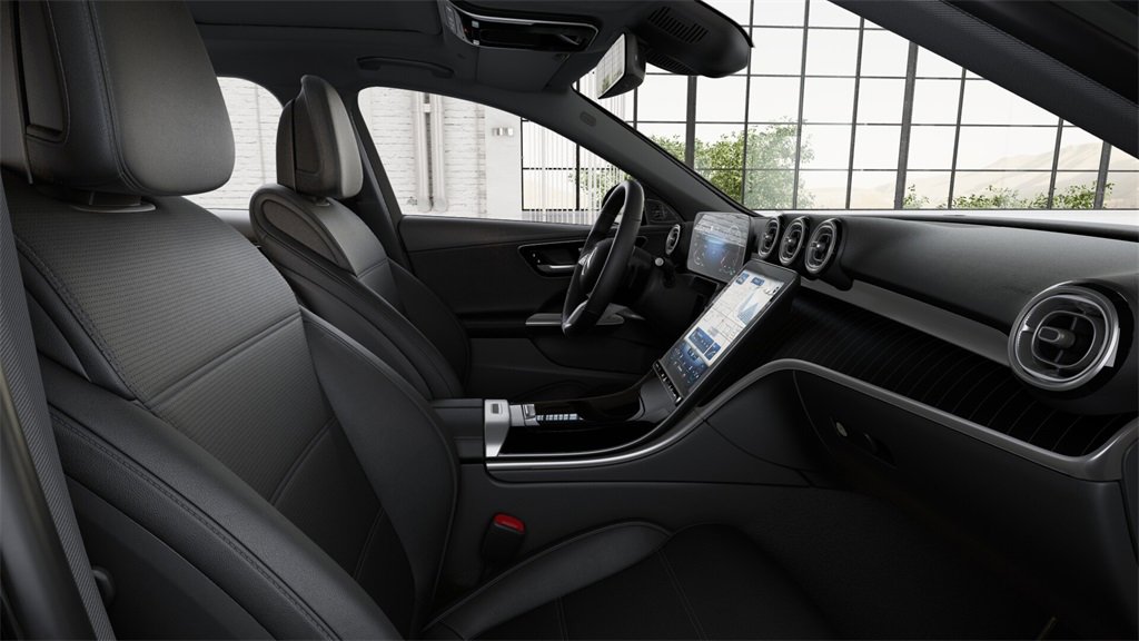 Used 2025 Mercedes-Benz C 300 Sedan image 39