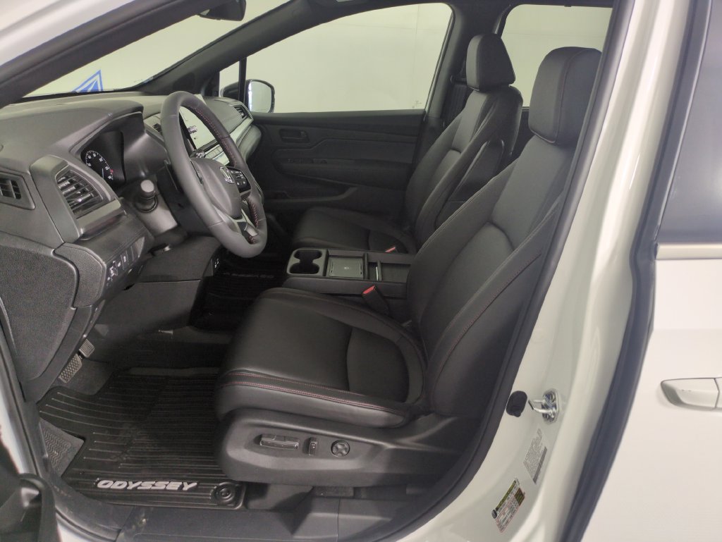New 2027 Honda Odyssey Sport-L image 10