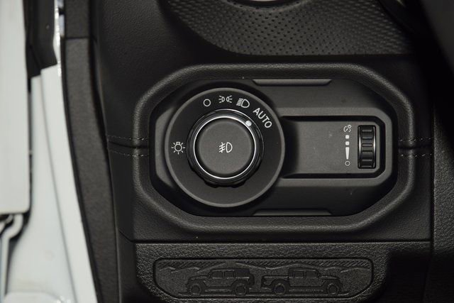 Used 2024 Jeep Wrangler Rubicon image 37