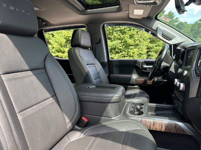 Used 2021 GMC Sierra 1500 Denali w/ Denali Ultimate Package AWD/4WD image 18